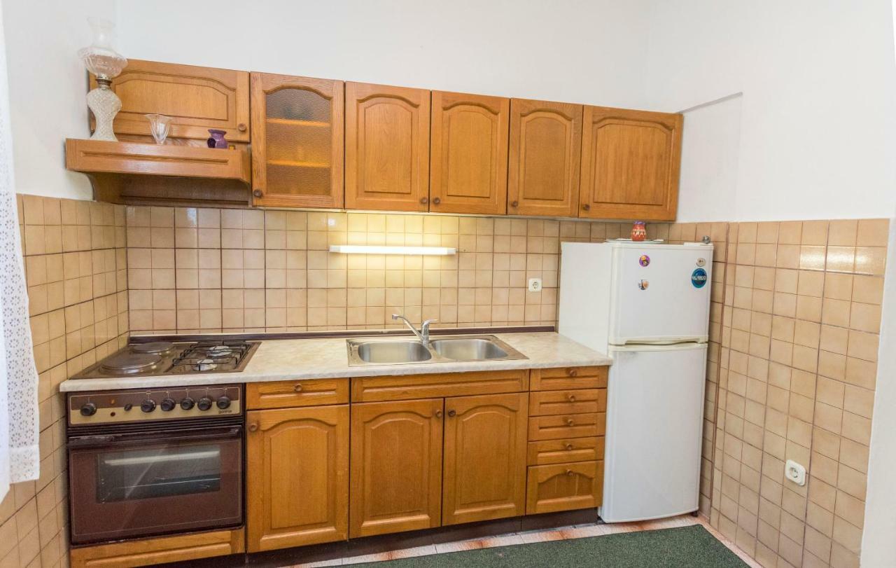 Apartments Anica Primosten Exterior photo